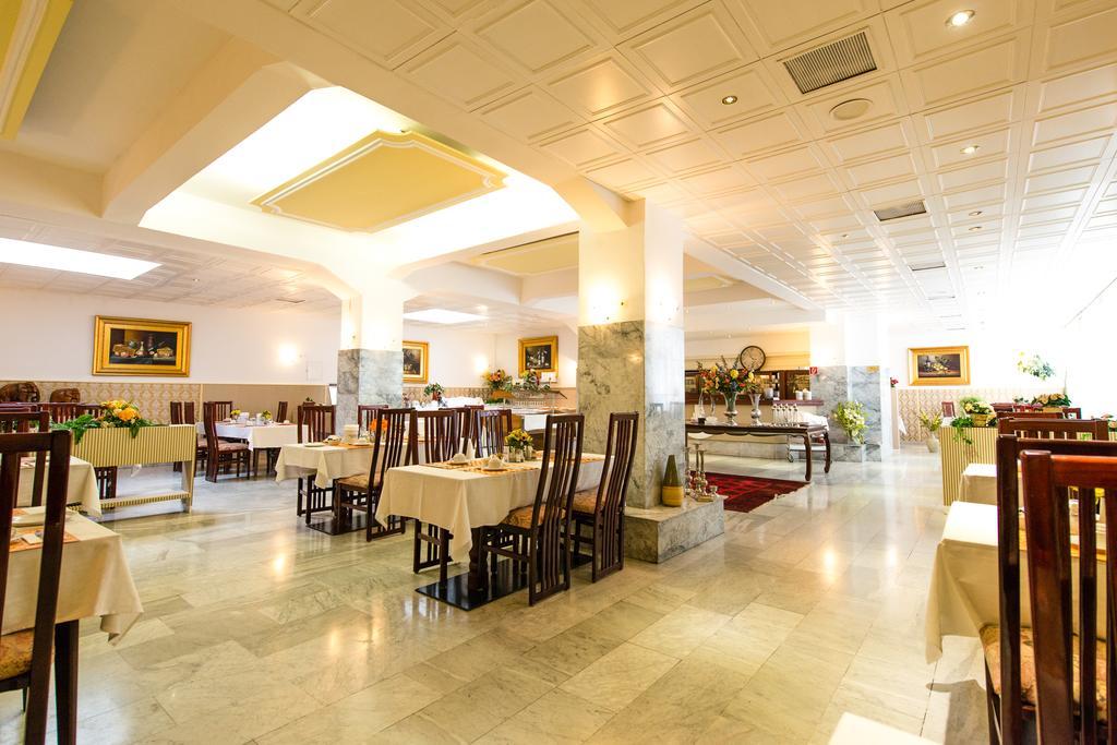 Ravel International Hotel 3*