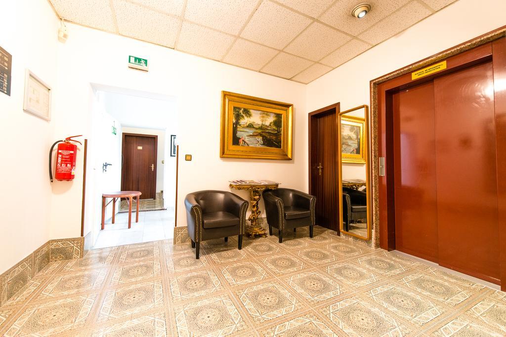 Ravel International Hotel
